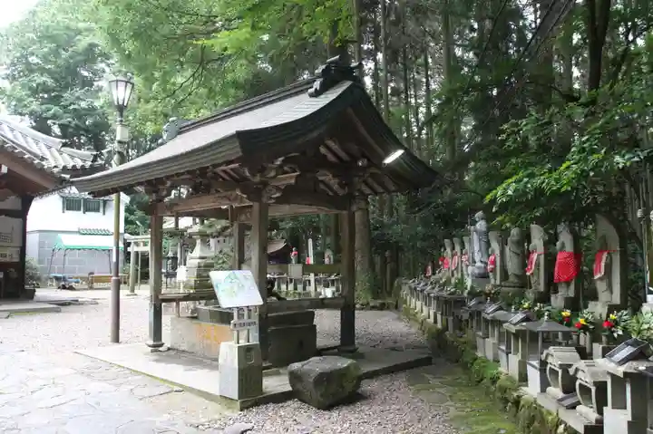 宝山寺奥之院(奈良県)