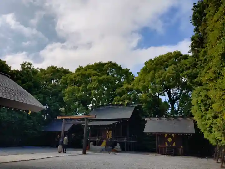 阿佐ヶ谷神明宮の{uncategorized: "未分類", other: "その他", undefined: "問題あり", building: "その他建物", grave: "お墓", sacred_gate: "鳥居", guardian: "狛犬", statue: "像", buddha: "仏像", history: "歴史", nature: "自然", garden: "庭園", animal: "動物", pagoda: "塔", temizu: "手水舎", mountain_gate: "山門・神門", sanctuary: "本殿・本堂", subordinate: "末社・摂社", art: "芸術", scenery: "景色", jizo: "地蔵", ema: "絵馬", goshuin: "御朱印", omikuji: "おみくじ", items: "授与品その他", amulet: "お守り", goshuincho: "御朱印帳", eats: "食事", festival: "お祭り", votive_dance: "神楽", shichigosan: "七五三参", wedding: "結婚式", experience: "体験その他", initially: "初詣", around: "周辺", anti_infection: "感染症対策"}