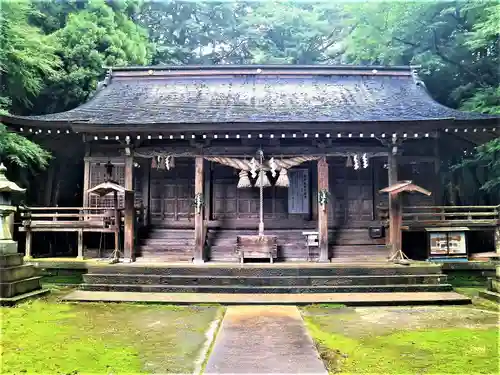 倭文神社の本殿