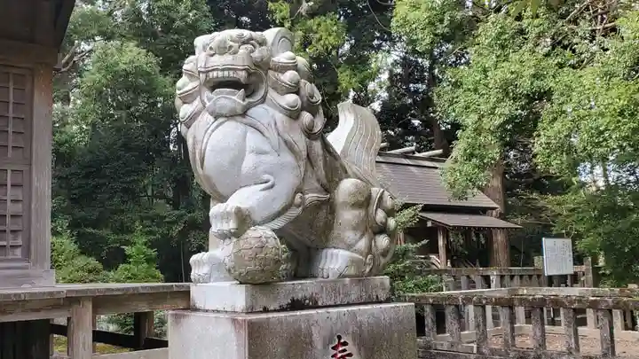 莫越山神社の狛犬