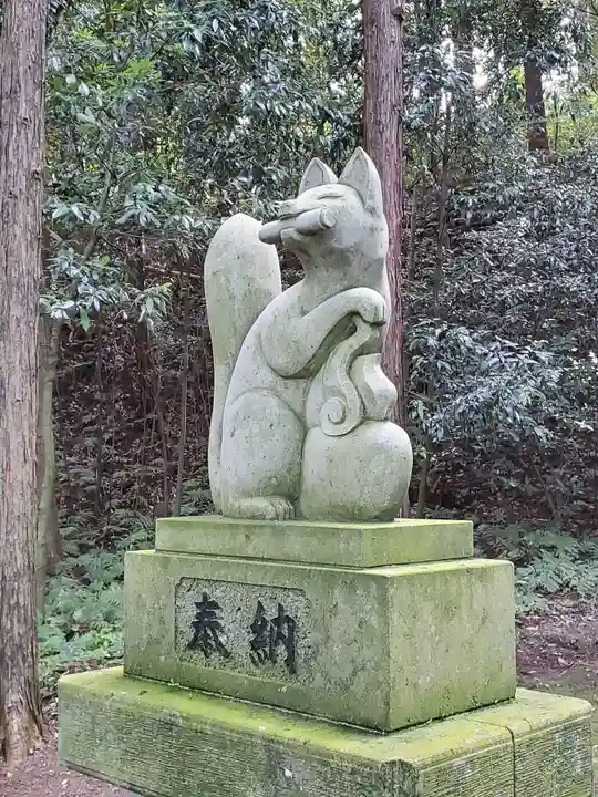 玉藻稲荷神社の狛犬