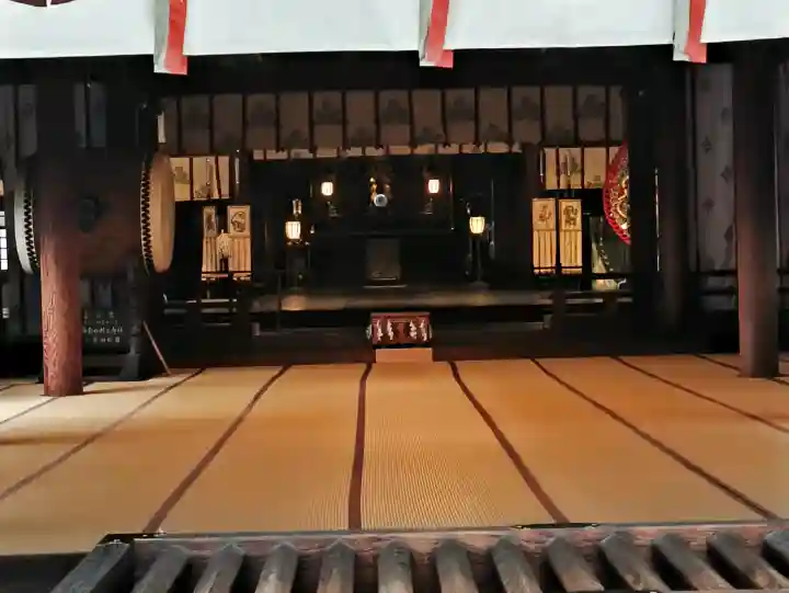 真清田神社の{uncategorized: "未分類", other: "その他", undefined: "問題あり", building: "その他建物", grave: "お墓", sacred_gate: "鳥居", guardian: "狛犬", statue: "像", buddha: "仏像", history: "歴史", nature: "自然", garden: "庭園", animal: "動物", pagoda: "塔", temizu: "手水舎", mountain_gate: "山門・神門", sanctuary: "本殿・本堂", subordinate: "末社・摂社", art: "芸術", scenery: "景色", jizo: "地蔵", ema: "絵馬", goshuin: "御朱印", omikuji: "おみくじ", items: "授与品その他", amulet: "お守り", goshuincho: "御朱印帳", eats: "食事", festival: "お祭り", votive_dance: "神楽", shichigosan: "七五三参", wedding: "結婚式", experience: "体験その他", initially: "初詣", around: "周辺", anti_infection: "感染症対策"}