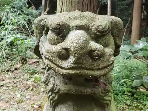 上堂神社の狛犬