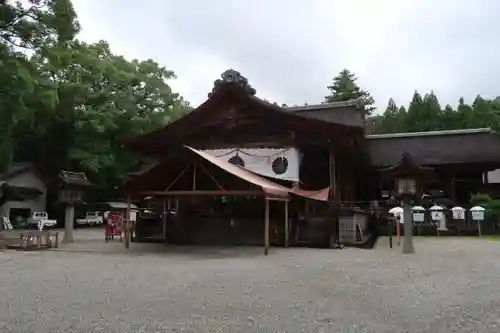 土佐神社の本殿