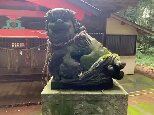 皇産霊神社の狛犬