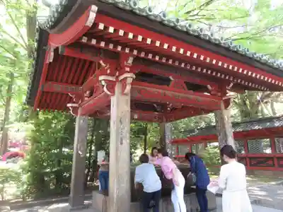 根津神社の手水舎