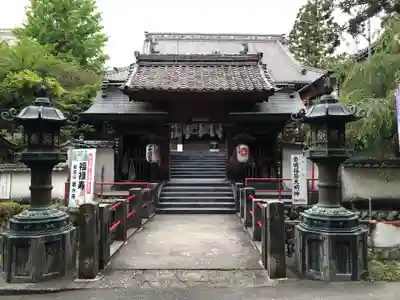 岩水寺の山門・神門
