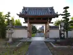 善住寺の山門