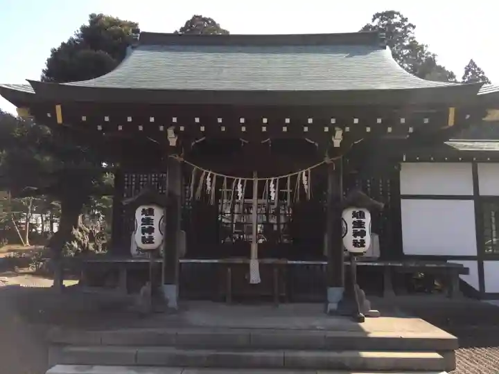 埴生神社の本殿・本堂