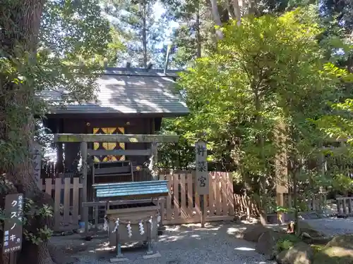 伊勢山皇大神宮の末社・摂社