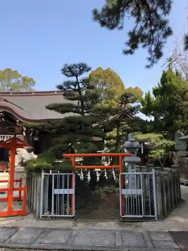 荒井神社の末社・摂社