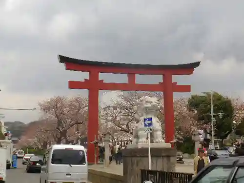 鶴岡八幡宮の鳥居