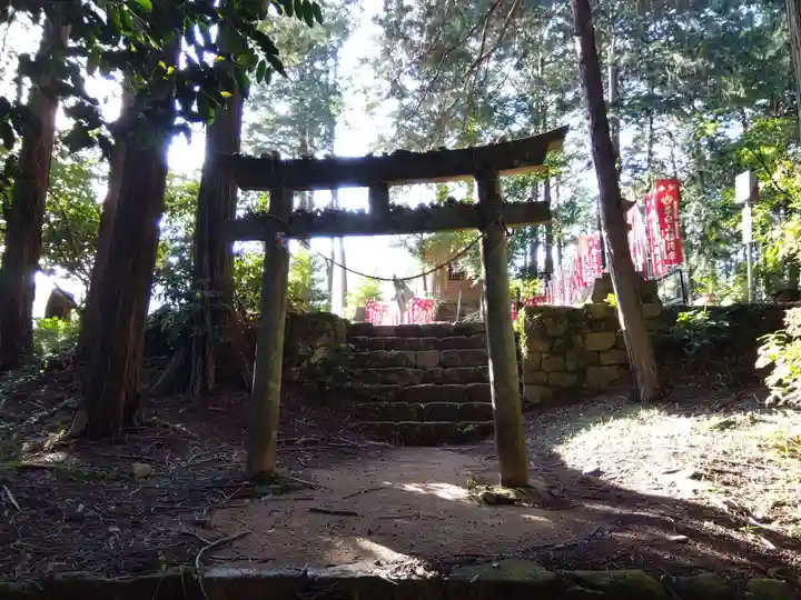 茶臼山稲荷神社(愛知県)
