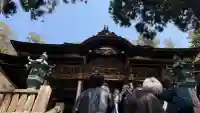 三峯神社の{uncategorized: "未分類", other: "その他", undefined: "問題あり", building: "その他建物", grave: "お墓", sacred_gate: "鳥居", guardian: "狛犬", statue: "像", buddha: "仏像", history: "歴史", nature: "自然", garden: "庭園", animal: "動物", pagoda: "塔", temizu: "手水舎", mountain_gate: "山門・神門", sanctuary: "本殿・本堂", subordinate: "末社・摂社", art: "芸術", scenery: "景色", jizo: "地蔵", ema: "絵馬", goshuin: "御朱印", omikuji: "おみくじ", items: "授与品その他", amulet: "お守り", goshuincho: "御朱印帳", eats: "食事", festival: "お祭り", votive_dance: "神楽", shichigosan: "七五三参", wedding: "結婚式", experience: "体験その他", initially: "初詣", around: "周辺", anti_infection: "感染症対策"}