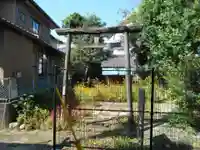 現人神社の鳥居