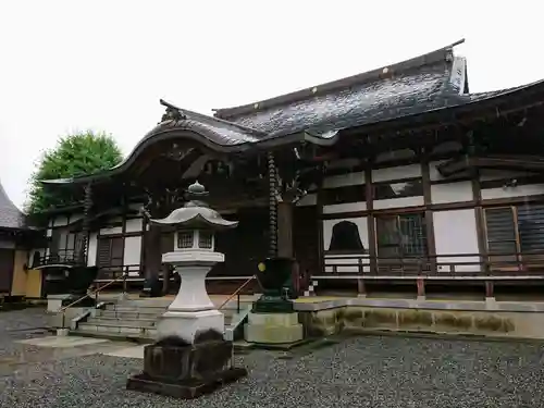 米倉寺の本殿・本堂
