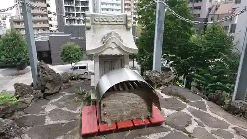 成子天神社の末社・摂社