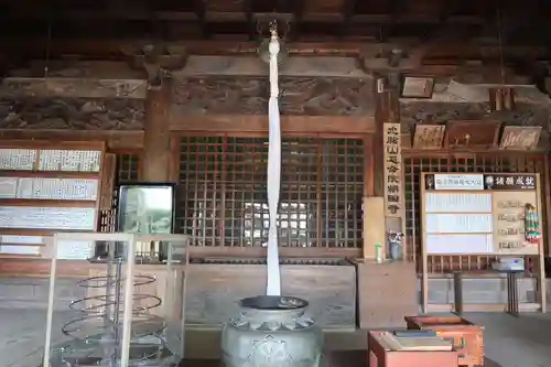 朝田寺の本殿・本堂