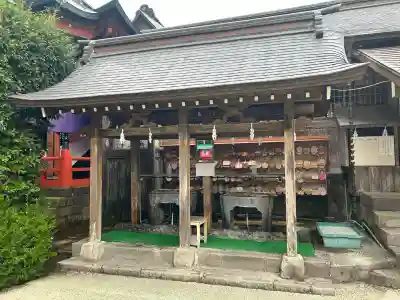 新田神社の{uncategorized: "未分類", other: "その他", undefined: "問題あり", building: "その他建物", grave: "お墓", sacred_gate: "鳥居", guardian: "狛犬", statue: "像", buddha: "仏像", history: "歴史", nature: "自然", garden: "庭園", animal: "動物", pagoda: "塔", temizu: "手水舎", mountain_gate: "山門・神門", sanctuary: "本殿・本堂", subordinate: "末社・摂社", art: "芸術", scenery: "景色", jizo: "地蔵", ema: "絵馬", goshuin: "御朱印", omikuji: "おみくじ", items: "授与品その他", amulet: "お守り", goshuincho: "御朱印帳", eats: "食事", festival: "お祭り", votive_dance: "神楽", shichigosan: "七五三参", wedding: "結婚式", experience: "体験その他", initially: "初詣", around: "周辺", anti_infection: "感染症対策"}