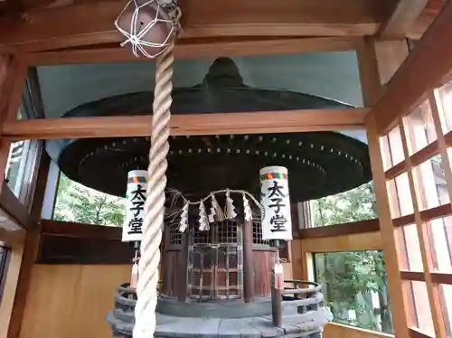 神明神社の末社