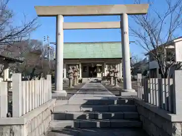 南陽神社の{uncategorized: "未分類", other: "その他", undefined: "問題あり", building: "その他建物", grave: "お墓", sacred_gate: "鳥居", guardian: "狛犬", statue: "像", buddha: "仏像", history: "歴史", nature: "自然", garden: "庭園", animal: "動物", pagoda: "塔", temizu: "手水舎", mountain_gate: "山門・神門", sanctuary: "本殿・本堂", subordinate: "末社・摂社", art: "芸術", scenery: "景色", jizo: "地蔵", ema: "絵馬", goshuin: "御朱印", omikuji: "おみくじ", items: "授与品その他", amulet: "お守り", goshuincho: "御朱印帳", eats: "食事", festival: "お祭り", votive_dance: "神楽", shichigosan: "七五三参", wedding: "結婚式", experience: "体験その他", initially: "初詣", around: "周辺", anti_infection: "感染症対策"}