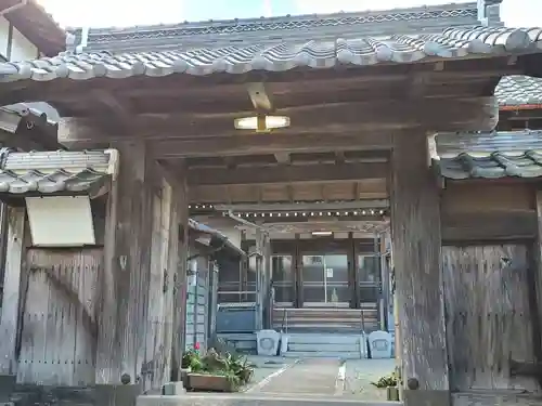 法伝寺の山門・神門