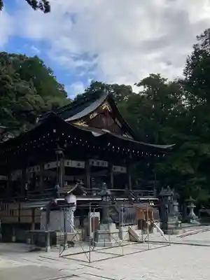 日牟禮八幡宮の本殿・本堂