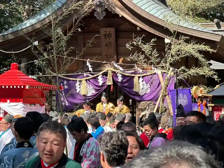 神明神社の{uncategorized: "未分類", other: "その他", undefined: "問題あり", building: "その他建物", grave: "お墓", sacred_gate: "鳥居", guardian: "狛犬", statue: "像", buddha: "仏像", history: "歴史", nature: "自然", garden: "庭園", animal: "動物", pagoda: "塔", temizu: "手水舎", mountain_gate: "山門・神門", sanctuary: "本殿・本堂", subordinate: "末社・摂社", art: "芸術", scenery: "景色", jizo: "地蔵", ema: "絵馬", goshuin: "御朱印", omikuji: "おみくじ", items: "授与品その他", amulet: "お守り", goshuincho: "御朱印帳", eats: "食事", festival: "お祭り", votive_dance: "神楽", shichigosan: "七五三参", wedding: "結婚式", experience: "体験その他", initially: "初詣", around: "周辺", anti_infection: "感染症対策"}