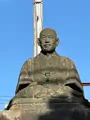 老津神社の像