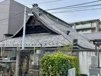 天竜院の{uncategorized: "未分類", other: "その他", undefined: "問題あり", building: "その他建物", grave: "お墓", sacred_gate: "鳥居", guardian: "狛犬", statue: "像", buddha: "仏像", history: "歴史", nature: "自然", garden: "庭園", animal: "動物", pagoda: "塔", temizu: "手水舎", mountain_gate: "山門・神門", sanctuary: "本殿・本堂", subordinate: "末社・摂社", art: "芸術", scenery: "景色", jizo: "地蔵", ema: "絵馬", goshuin: "御朱印", omikuji: "おみくじ", items: "授与品その他", amulet: "お守り", goshuincho: "御朱印帳", eats: "食事", festival: "お祭り", votive_dance: "神楽", shichigosan: "七五三参", wedding: "結婚式", experience: "体験その他", initially: "初詣", around: "周辺", anti_infection: "感染症対策"}