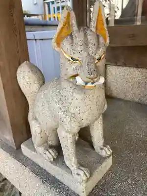 正一位左近稲荷大明神の狛犬