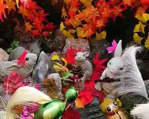 三輪神社の狛犬(2021年11月05日(金) 18時42分35秒投稿)