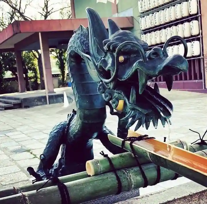 難波大社 生國魂神社の手水舎