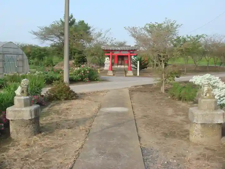 三軒家の鬼門除け稲荷のその他建物