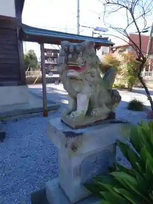 諏訪神社の狛犬