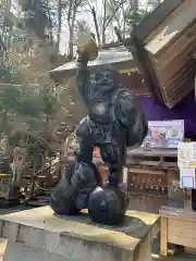 中之嶽神社の像