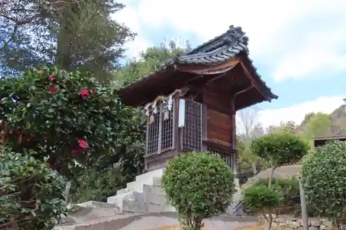 新宮社（岩瀧神社摂社）の本殿・本堂