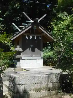片瀬諏訪神社の末社・摂社