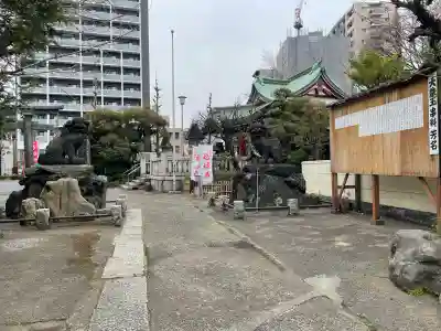 河原町稲荷神社の{uncategorized: "未分類", other: "その他", undefined: "問題あり", building: "その他建物", grave: "お墓", sacred_gate: "鳥居", guardian: "狛犬", statue: "像", buddha: "仏像", history: "歴史", nature: "自然", garden: "庭園", animal: "動物", pagoda: "塔", temizu: "手水舎", mountain_gate: "山門・神門", sanctuary: "本殿・本堂", subordinate: "末社・摂社", art: "芸術", scenery: "景色", jizo: "地蔵", ema: "絵馬", goshuin: "御朱印", omikuji: "おみくじ", items: "授与品その他", amulet: "お守り", goshuincho: "御朱印帳", eats: "食事", festival: "お祭り", votive_dance: "神楽", shichigosan: "七五三参", wedding: "結婚式", experience: "体験その他", initially: "初詣", around: "周辺", anti_infection: "感染症対策"}