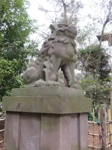 寒川神社の狛犬