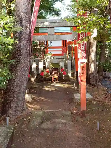 東伏見稲荷神社の末社・摂社