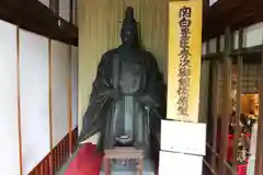 村雲御所瑞龍寺門跡の像