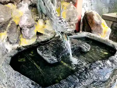 小国両神社の手水舎