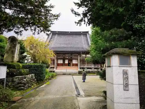 善巧寺の本殿