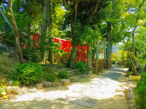 豊彦稲荷社（法王町）のその他建物