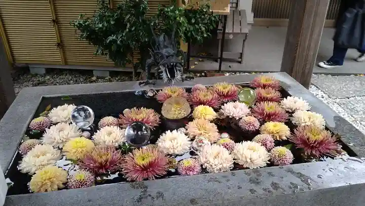 蛇窪神社の手水舎