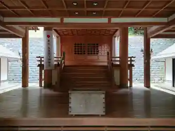 八幡神社の本殿・本堂