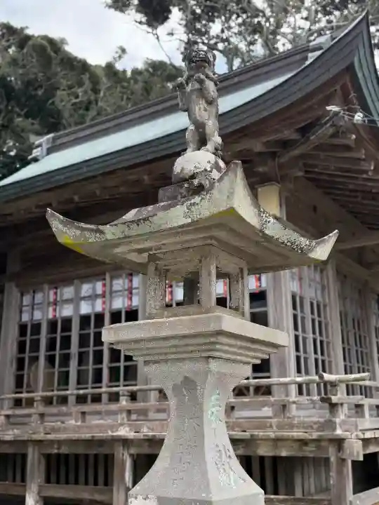 田島神社の{uncategorized: "未分類", other: "その他", undefined: "問題あり", building: "その他建物", grave: "お墓", sacred_gate: "鳥居", guardian: "狛犬", statue: "像", buddha: "仏像", history: "歴史", nature: "自然", garden: "庭園", animal: "動物", pagoda: "塔", temizu: "手水舎", mountain_gate: "山門・神門", sanctuary: "本殿・本堂", subordinate: "末社・摂社", art: "芸術", scenery: "景色", jizo: "地蔵", ema: "絵馬", goshuin: "御朱印", omikuji: "おみくじ", items: "授与品その他", amulet: "お守り", goshuincho: "御朱印帳", eats: "食事", festival: "お祭り", votive_dance: "神楽", shichigosan: "七五三参", wedding: "結婚式", experience: "体験その他", initially: "初詣", around: "周辺", anti_infection: "感染症対策"}