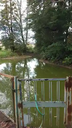 境香取神社の庭園