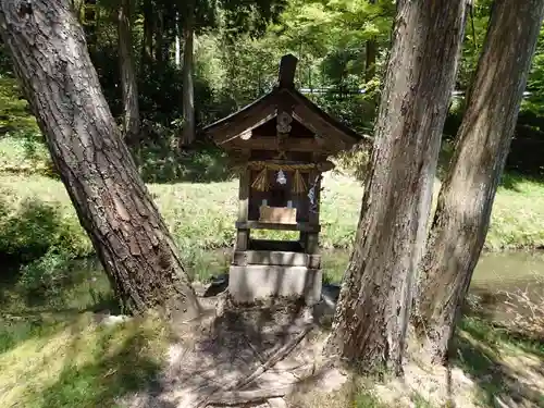 金屋子神社の末社